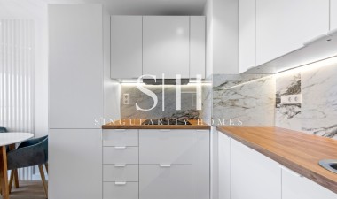 Resale - Apartment / flat - Orihuela Costa - Punta Prima