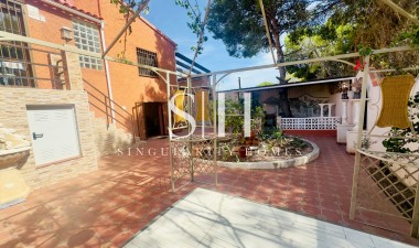 Herverkoop - Villa - Torrevieja - Los balcones