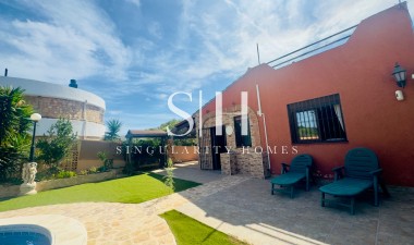 Herverkoop - Villa - Torrevieja - Los balcones