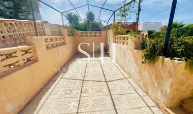 Herverkoop - Villa - Torrevieja - Los balcones