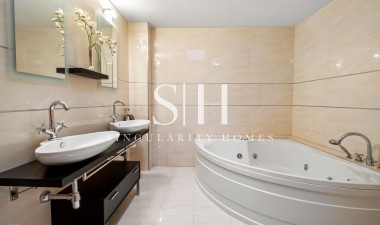 Återförsäljning - Villa - Rojales