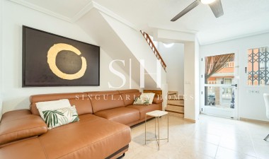 Odsprzedaż - Dom - Torrevieja - Playa De Los Naufragos