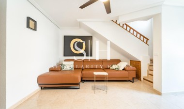 Odsprzedaż - Dom - Torrevieja - Playa De Los Naufragos