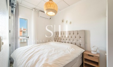 Odsprzedaż - Dom - Torrevieja - Playa De Los Naufragos