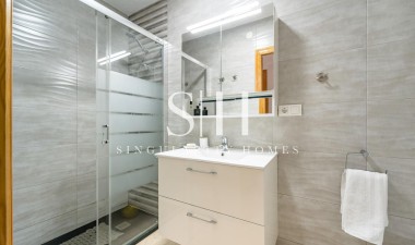 Odsprzedaż - Dom - Torrevieja - Playa De Los Naufragos