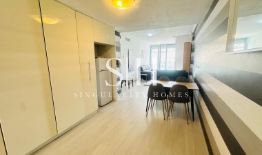 Resale - Apartment / flat - Torrevieja - Playa del Cura
