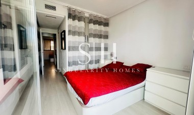 Resale - Apartment / flat - Torrevieja - Playa del Cura