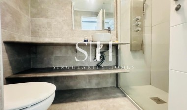 Resale - Apartment / flat - Torrevieja - Playa del Cura