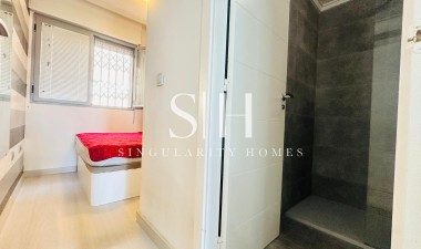 Resale - Apartment / flat - Torrevieja - Playa del Cura