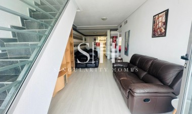 Resale - Apartment / flat - Torrevieja - Playa del Cura