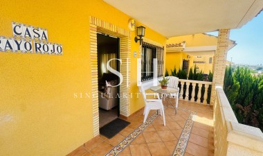 Resale - Villa - Orihuela Costa - PAU 8