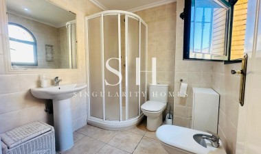 Resale - Villa - Orihuela Costa - PAU 8