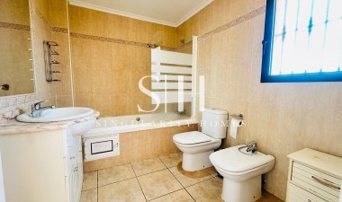 Resale - Villa - Orihuela Costa - PAU 8