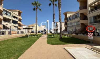 Resale - Apartment / flat - Orihuela Costa - Los Altos