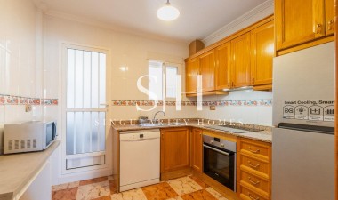 Återförsäljning - Lägenhet / lägenhet - Orihuela Costa - Las Filipinas