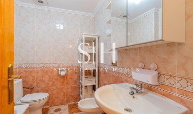 Återförsäljning - Lägenhet / lägenhet - Orihuela Costa - Las Filipinas