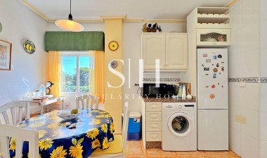 Resale - Apartment / flat - Orihuela Costa - La Zenia