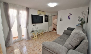 Resale - Villa - Orihuela Costa - Villamartín