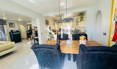 Resale - Villa - Benijofar