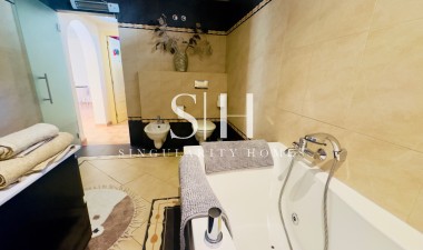 Resale - Villa - Benijofar