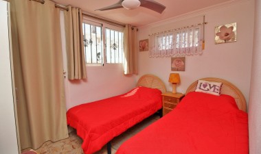 Resale - Villa - Orihuela Costa - Villamartín