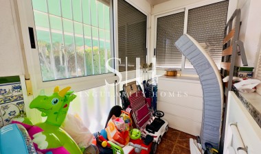 Återförsäljning - Lägenhet / lägenhet - Torrevieja - Los Frutales