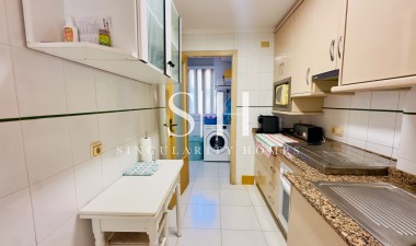 Återförsäljning - Lägenhet / lägenhet - Torrevieja - Los Frutales