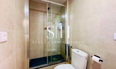 Återförsäljning - Lägenhet / lägenhet - Torrevieja - Los Frutales