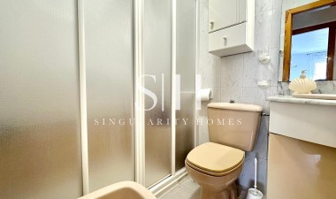 Resale - Apartment / flat - Torrevieja - Acequion