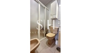 Resale - Apartment / flat - Torrevieja - Acequion