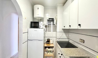 Resale - Apartment / flat - Torrevieja - Acequion