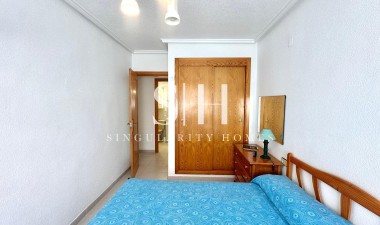 Resale - Apartment / flat - Torrevieja - Acequion