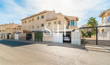 Wiederverkauf - Bungalow - Orihuela Costa - Punta Prima