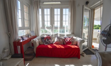 Resale - Villa - Las Ramblas Golf - Calle Mayor