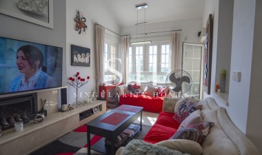 Resale - Villa - Las Ramblas Golf - Calle Mayor