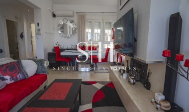 Resale - Villa - Las Ramblas Golf - Calle Mayor