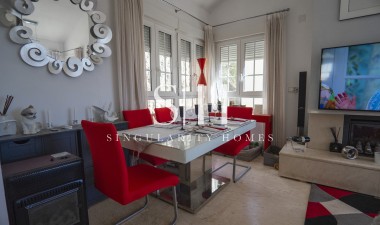 Resale - Villa - Las Ramblas Golf - Calle Mayor