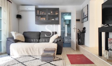 Resale - Villa - Las Ramblas Golf - Calle Mayor