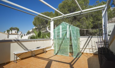 Resale - Villa - Las Ramblas Golf - Calle Mayor