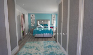 Resale - Villa - Las Ramblas Golf - Calle Mayor