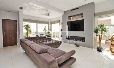 Resale - Villa - Villamartin