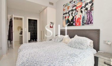 Resale - Villa - Villamartin