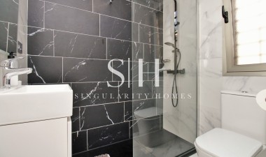 Resale - Villa - Villamartin