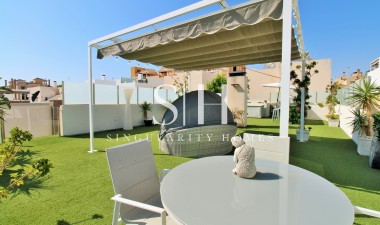 Resale - Villa - Villamartin