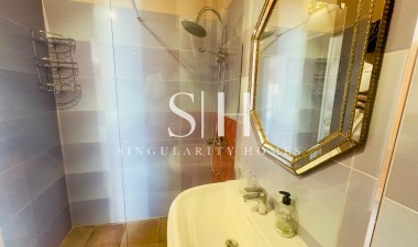 Resale - Apartment / flat - Torrevieja - CORTES VALENCIANAS