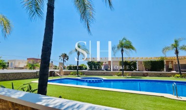 Wiederverkauf - Bungalow - Pilar de la Horadada - Mil Palmeras