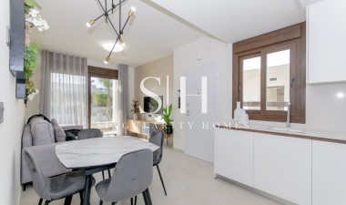 Neue Gebäude - Bungalow - Torrevieja - Los balcones