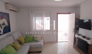 Odsprzedaż - Bungalow - Torrevieja - LA VELETA MAR AZUL