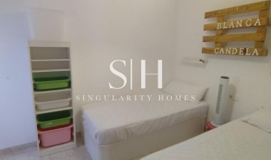 Odsprzedaż - Bungalow - Torrevieja - LA VELETA MAR AZUL