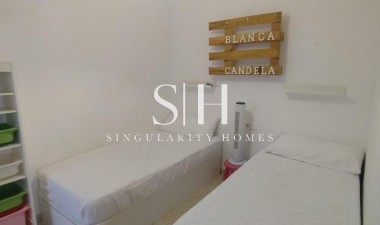 Odsprzedaż - Bungalow - Torrevieja - LA VELETA MAR AZUL